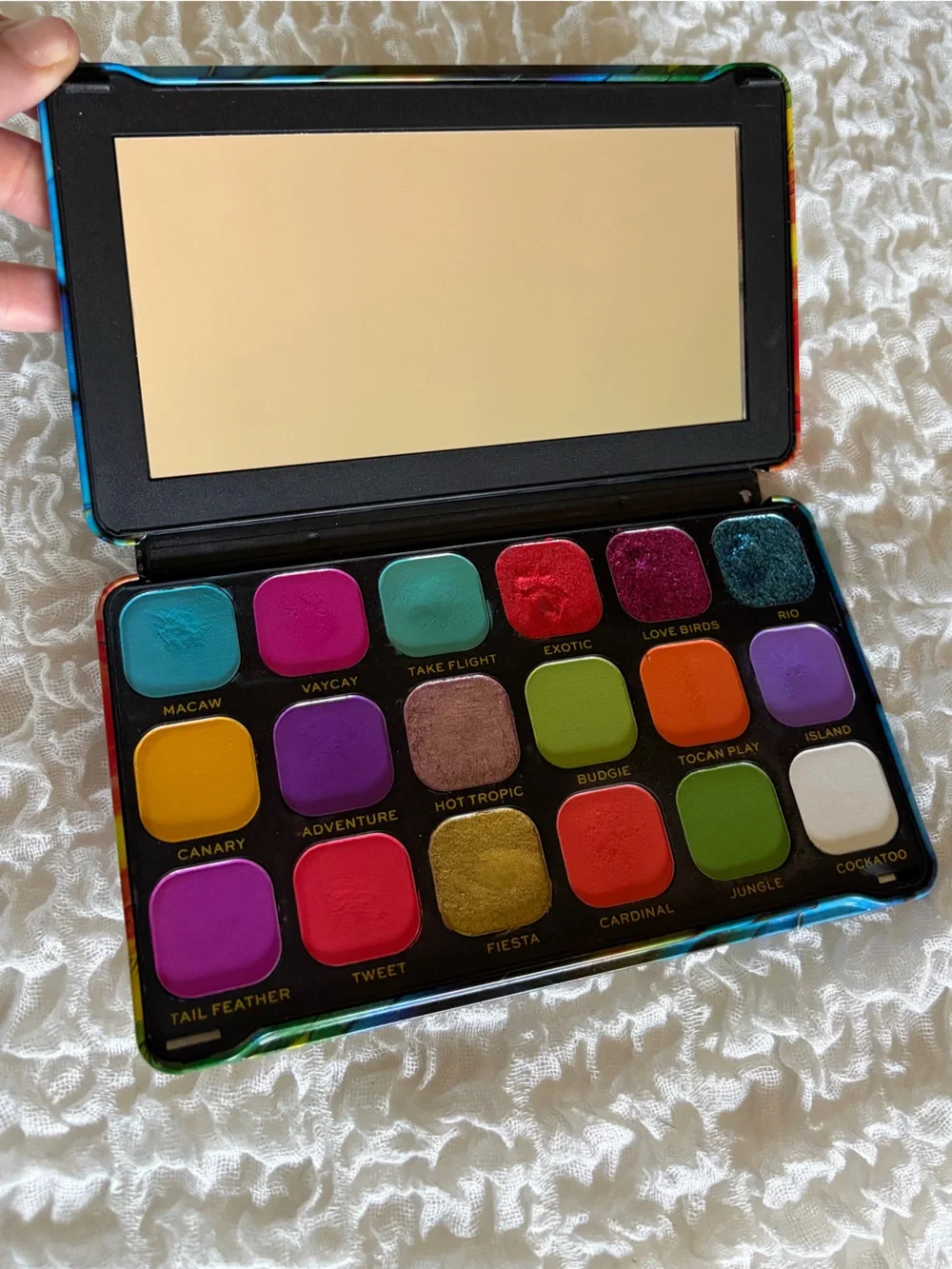Revolution Beauty Forever Flawless Affinity Shadow Palette